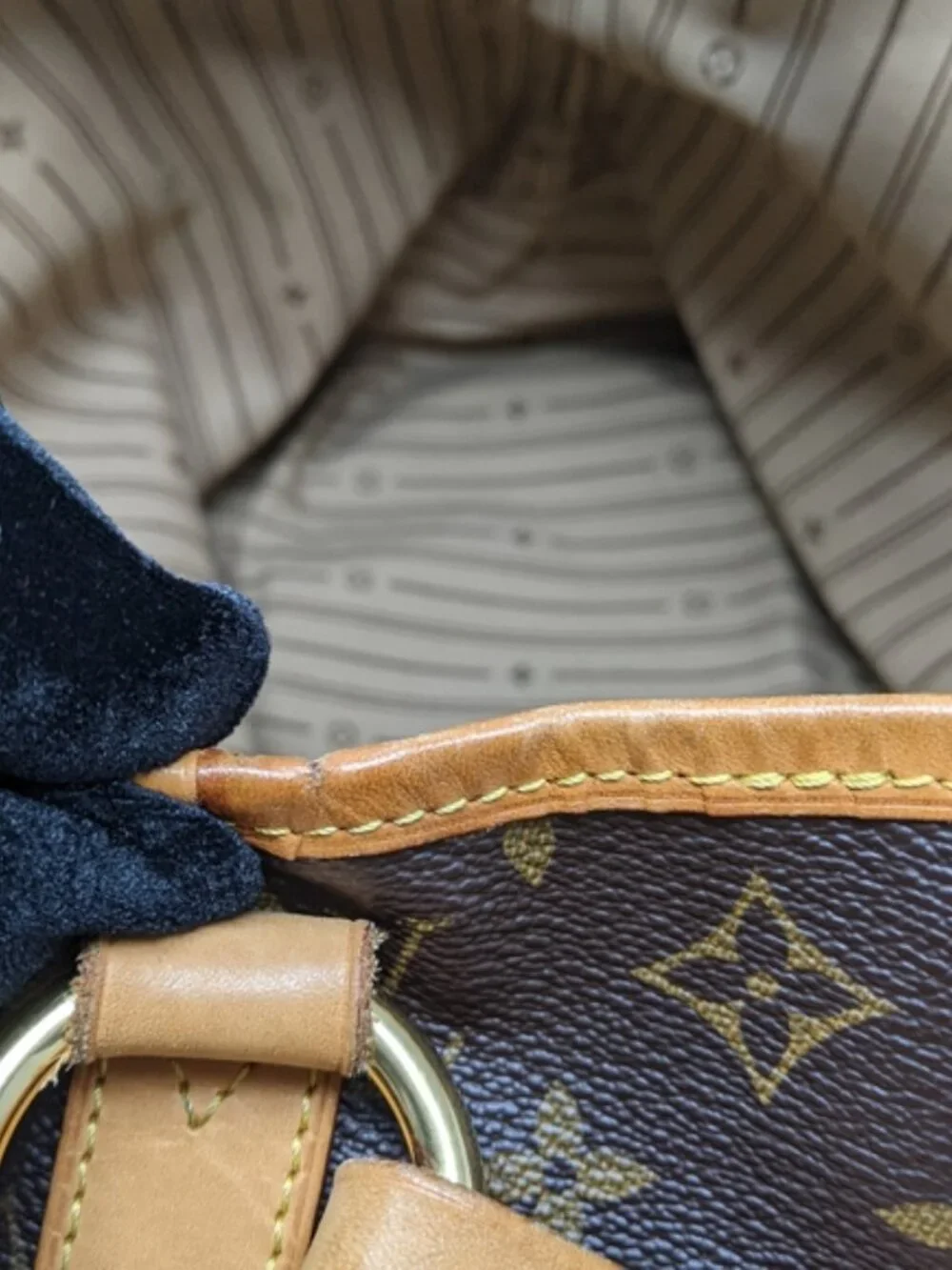 LOUIS VUITTON Delightful GM Monogram Shoulder Bag